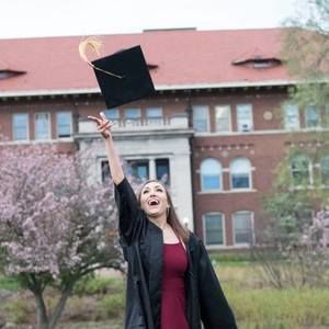 Meet your Posher, Ellen